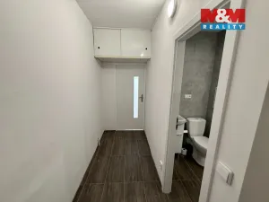 Pronájem bytu 1+kk, Děčín - Děčín III-Staré Město, Žerotínova, 28 m2