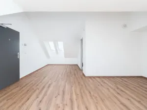 Pronájem bytu 1+kk, Brno - Chrlice, U viaduktu, 37 m2