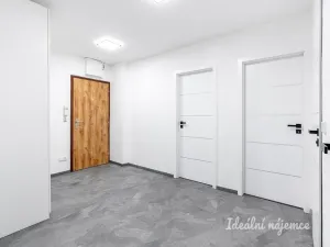 Pronájem bytu 3+1, Praha - Zbraslav, Ke Kamínce, 80 m2