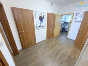Pronájem bytu 3+kk, Praha - Modřany, Soukalova, 100 m2