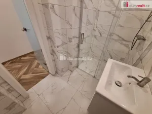 Pronájem bytu 3+kk, Praha, Chodská, 82 m2