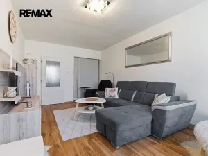 Prodej bytu 3+kk, Praha - Prosek, Vysočanská, 73 m2