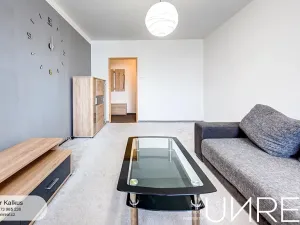 Pronájem bytu 2+1, Dvůr Králové nad Labem, Odbojářů, 56 m2