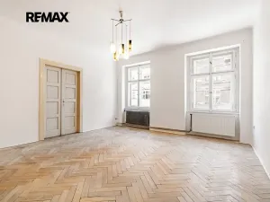 Prodej bytu 3+1, Praha - Bubeneč, U zeměpisného ústavu, 111 m2