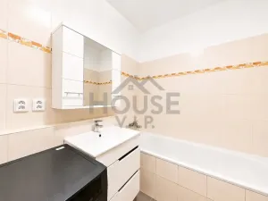 Prodej bytu 2+kk, Praha - Čakovice, Marty Krásové, 55 m2