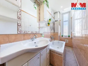 Prodej bytu 3+1, Karlovy Vary, Moskevská, 72 m2