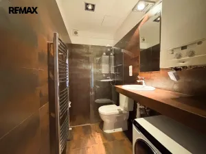 Pronájem bytu 2+kk, Praha - Vinohrady, U Kanálky, 60 m2
