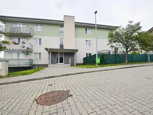 Pronájem bytu 2+kk, Praha - Kyje, Břeclavská, 50 m2