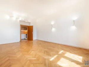 Pronájem bytu 3+1, Praha - Vinohrady, U Havlíčkových sadů, 100 m2