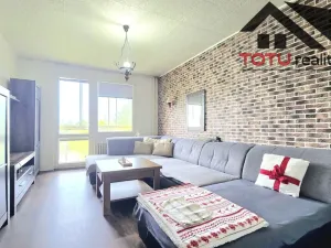 Prodej bytu 4+1, Jaroměř, Na Zavadilce, 66 m2