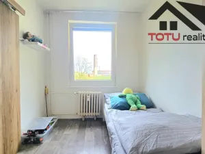 Prodej bytu 4+1, Jaroměř, Na Zavadilce, 66 m2