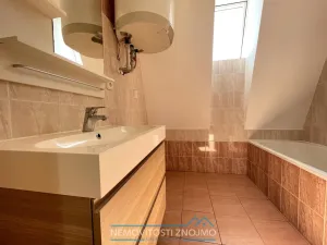 Pronájem bytu 3+1, Znojmo - Přímětice, Za Hřbitovem, 72 m2