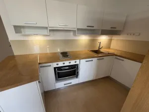 Pronájem bytu 1+kk, Praha - Malešice, Prorektorská, 32 m2