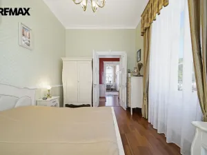 Prodej bytu 2+1, Karlovy Vary, Libušina, 66 m2