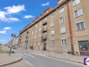 Prodej bytu 3+kk, Praha, Černokostelecká, 61 m2