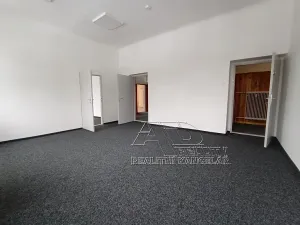 Pronájem kanceláře, České Budějovice, Kanovnická, 132 m2