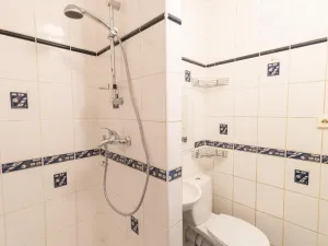 Pronájem bytu 2+kk, Praha - Karlín, Nekvasilova, 41 m2