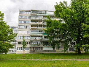 Pronájem bytu 2+kk, Praha - Karlín, Nekvasilova, 41 m2