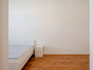 Pronájem bytu 2+kk, Praha - Smíchov, V lesíčku, 45 m2