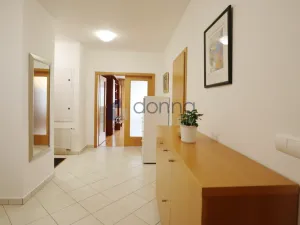 Prodej bytu 3+kk, Praha, Tibetská, 98 m2