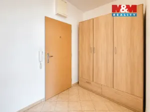 Pronájem bytu 2+kk, Praha, Pod Harfou, 53 m2