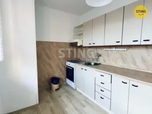 Pronájem bytu 3+1, Pardubice, Na Třísle, 90 m2