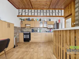 Prodej rodinného domu, Záhorovice, 308 m2