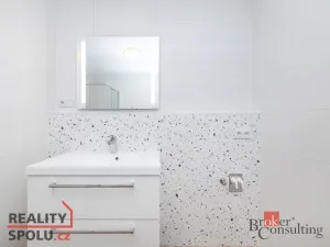 Pronájem bytu 1+kk, Plzeň, Železná, 40 m2