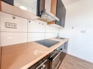 Pronájem bytu 1+kk, Znojmo, Jiráskova, 33 m2