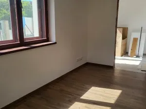 Prodej rodinného domu, Praha - Stodůlky, U kašny, 88 m2