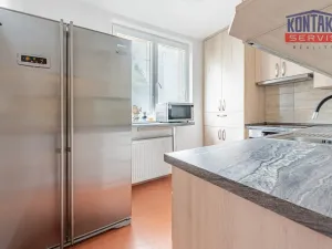 Prodej bytu 3+1, Černá v Pošumaví - Bližná, 76 m2