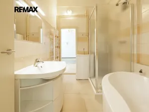 Prodej bytu 3+1, Praha - Bubeneč, Terronská, 91 m2