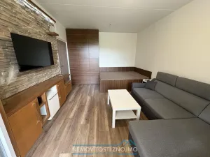 Pronájem bytu 1+1, Znojmo, Gagarinova, 33 m2