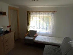 Prodej chaty, Jesenice, U Velkého rybníka, 47 m2