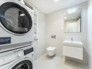 Pronájem bytu 1+kk, Praha - Vysočany, Poděbradská, 39 m2