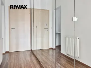 Pronájem bytu 1+1, Praha - Kyje, Sicherova, 41 m2