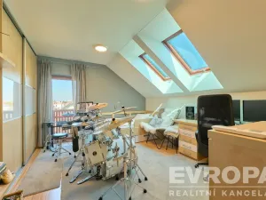 Prodej rodinného domu, Hradec Králové - Svobodné Dvory, Cihlářská, 229 m2