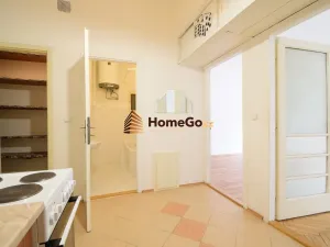Pronájem bytu 2+1, Praha - Nusle, U gymnázia, 57 m2