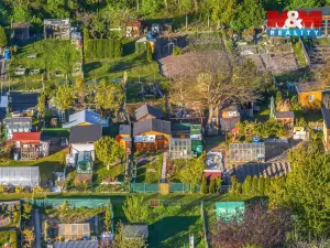 Prodej zahrady, Rybitví, 148 m2