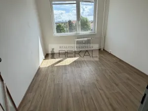 Pronájem bytu 3+1, Praha - Krč, Vikova, 68 m2