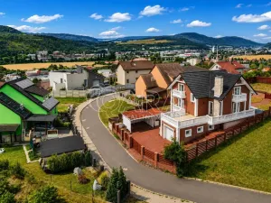 Prodej rodinného domu, Králův Dvůr, Nad Máchovnou, 228 m2