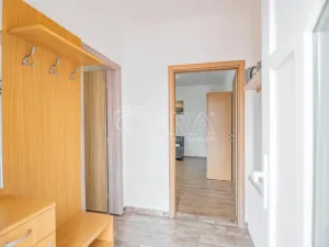 Prodej rodinného domu, Králův Dvůr, Nad Máchovnou, 228 m2
