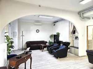 Pronájem obchodního prostoru, Praha - Vršovice, 74 m2