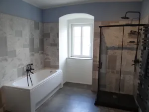 Prodej apartmánu, Vroutek, Kryrská, 270 m2