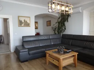 Prodej apartmánu, Vroutek, Kryrská, 270 m2