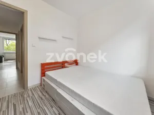 Pronájem bytu 2+kk, Zlín, Javorová, 34 m2