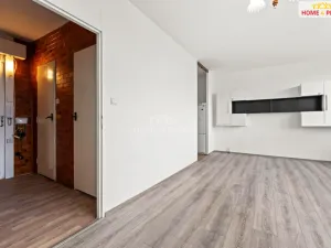 Pronájem bytu 1+1, Nymburk, Růžová, 33 m2
