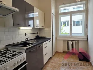 Pronájem bytu 1+1, Praha - Vinohrady, Kouřimská, 36 m2