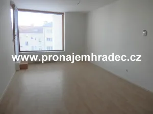 Pronájem bytu 2+kk, Hradec Králové, Kollárova, 56 m2