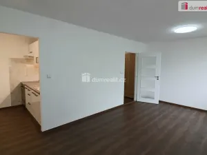 Pronájem bytu 1+kk, Kamenice, Sídliště II, 33 m2